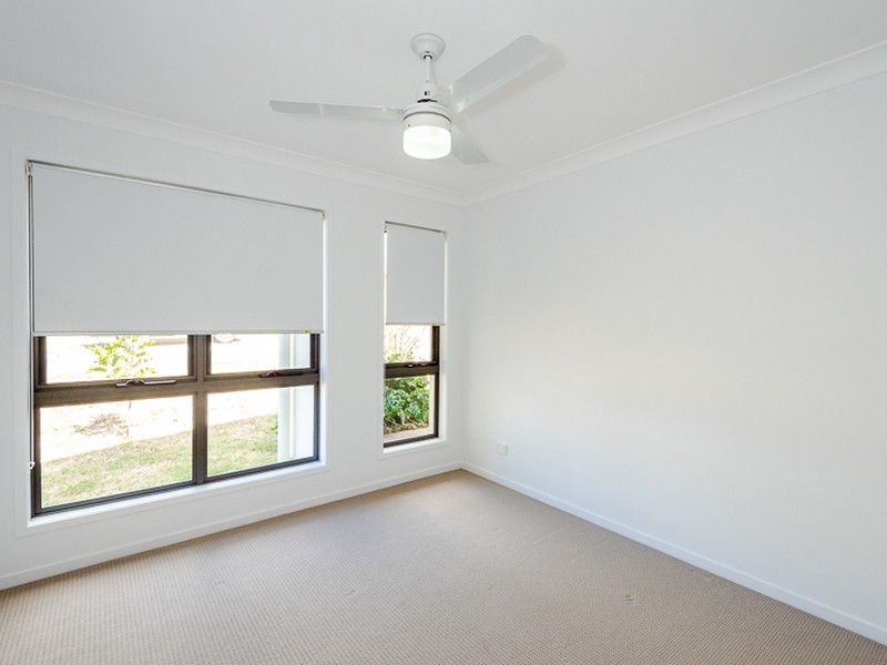 32 Bottlebrush Drive, Kirkwood QLD 4680