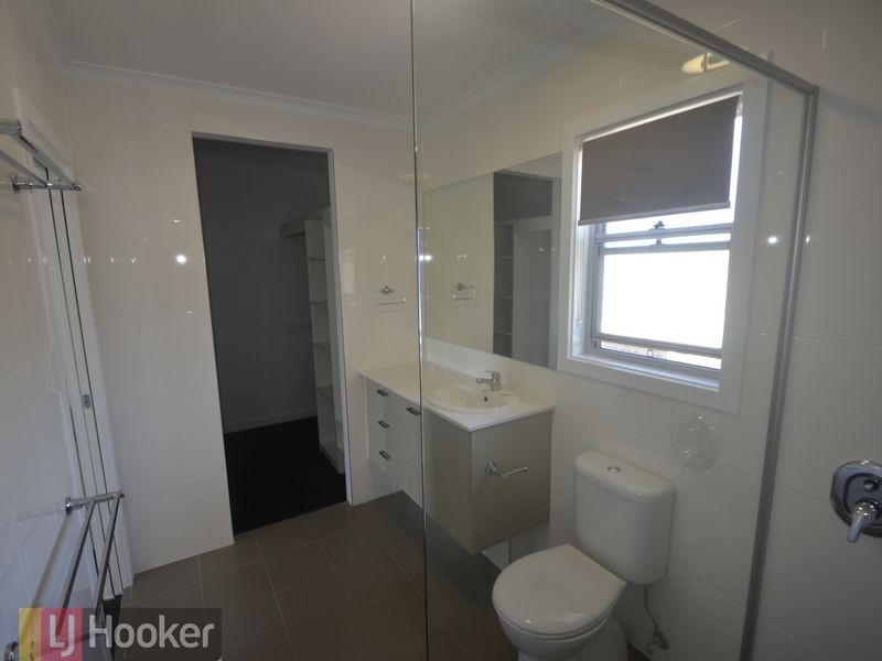 21/12 Flinders Street, West Gladstone QLD 4680