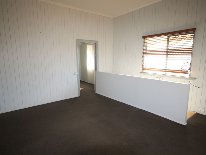 61 Off Lane, South Gladstone QLD 4680