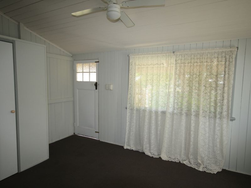 61 Off Lane, South Gladstone QLD 4680