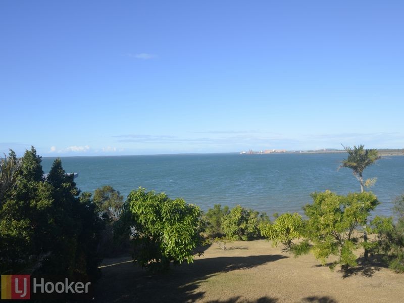 4 The Esplanade, Barney Point QLD 4680
