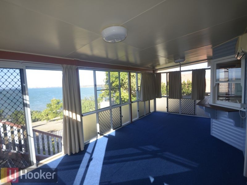 4 The Esplanade, Barney Point QLD 4680