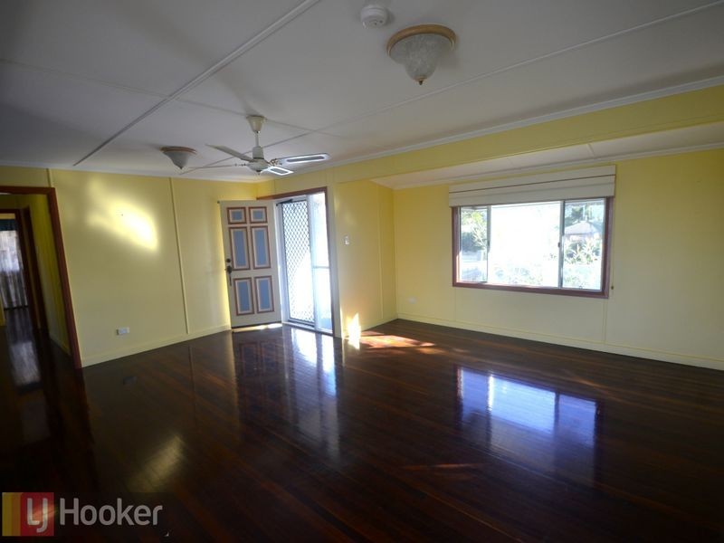 4 The Esplanade, Barney Point QLD 4680