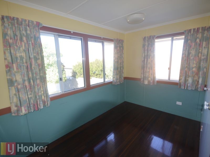 4 The Esplanade, Barney Point QLD 4680