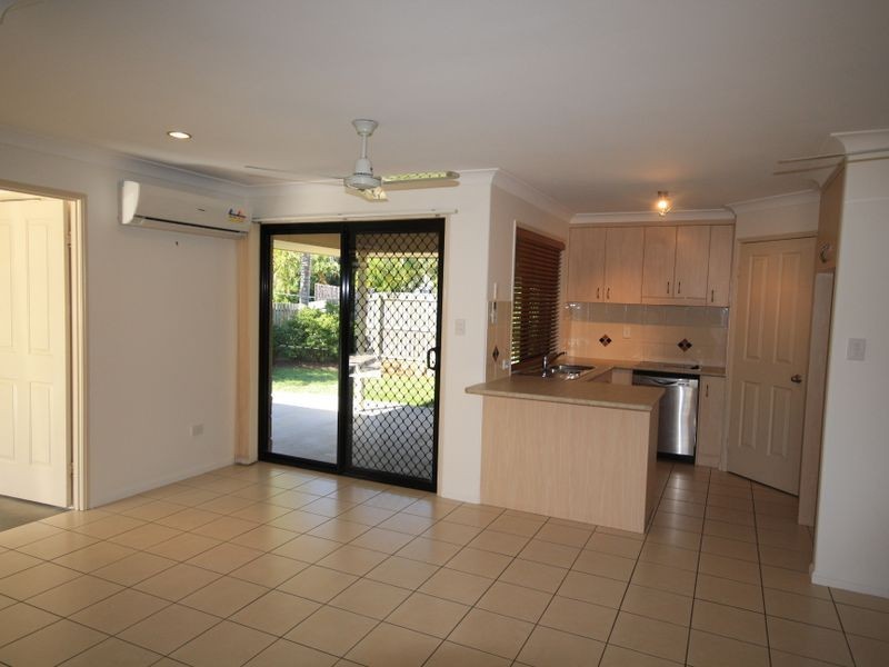 14 Glenlyon Street, Gladstone QLD 4680