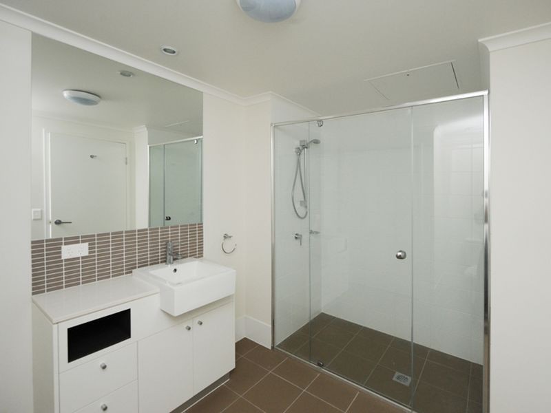 344/55 Central Lane, Gladstone QLD 4680