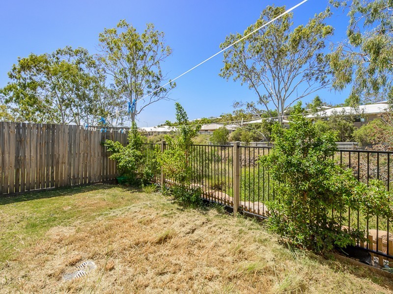 Unit 26/2 Ringuet Close, Glen Eden QLD 4680