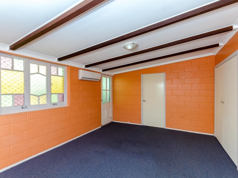 33 Emperor Street, Toolooa QLD 4680