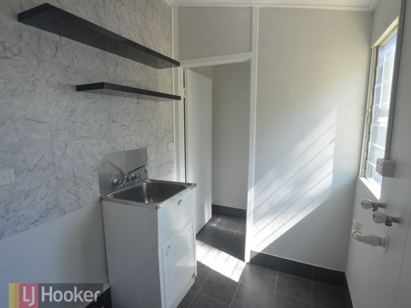 2/61 Elizabeth Street, South Gladstone QLD 4680