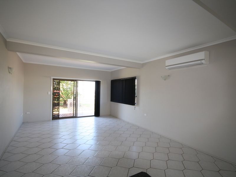 7 The Esplanade, Barney Point QLD 4680