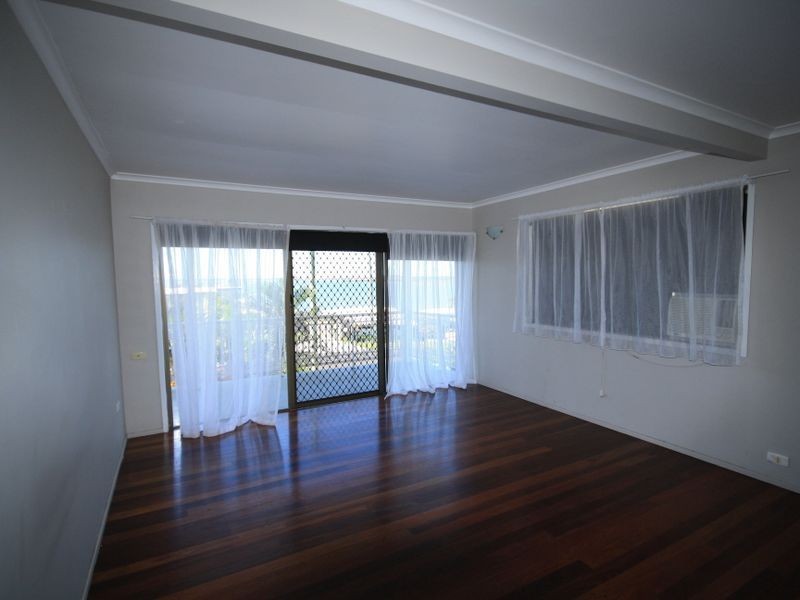 7 The Esplanade, Barney Point QLD 4680