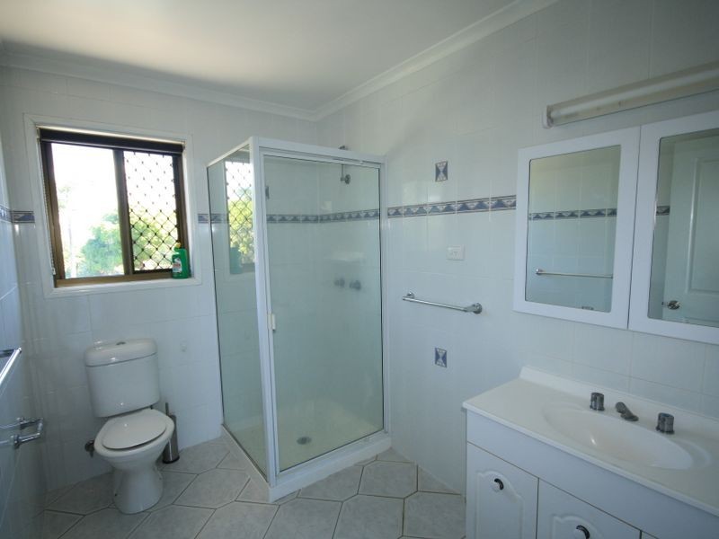 7 The Esplanade, Barney Point QLD 4680