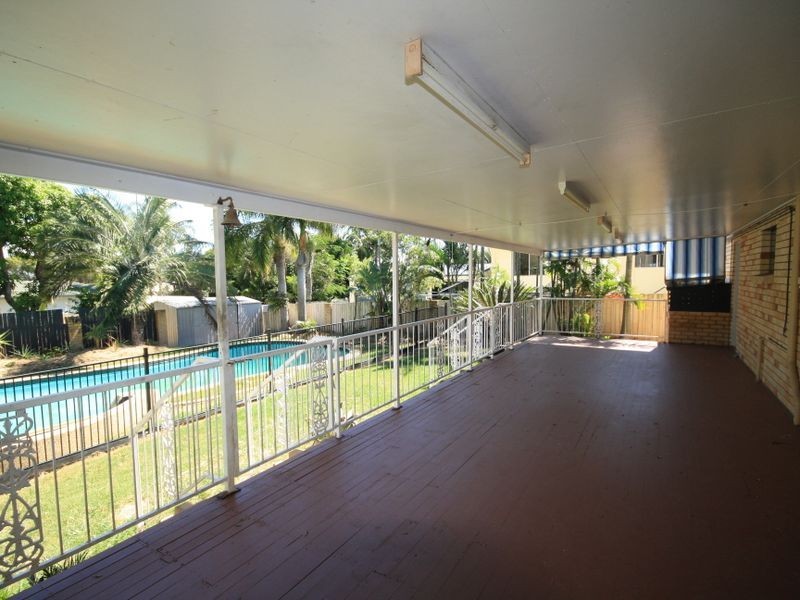 7 The Esplanade, Barney Point QLD 4680