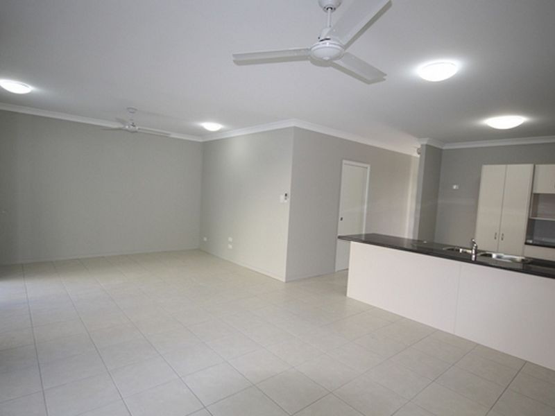 11/214-216 Oaka Street, South Gladstone QLD 4680