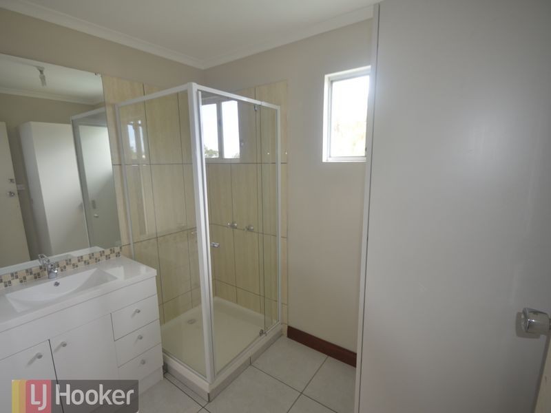 19 Grayson Street, West Gladstone QLD 4680