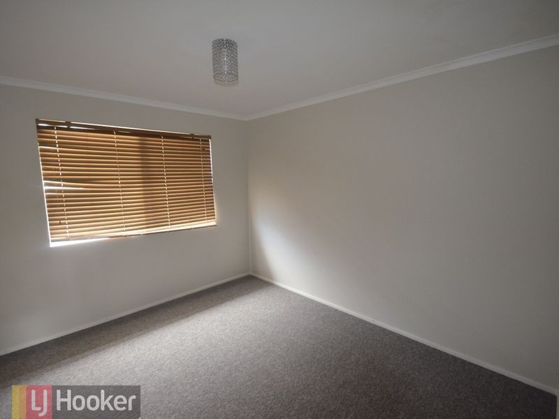 19 Grayson Street, West Gladstone QLD 4680