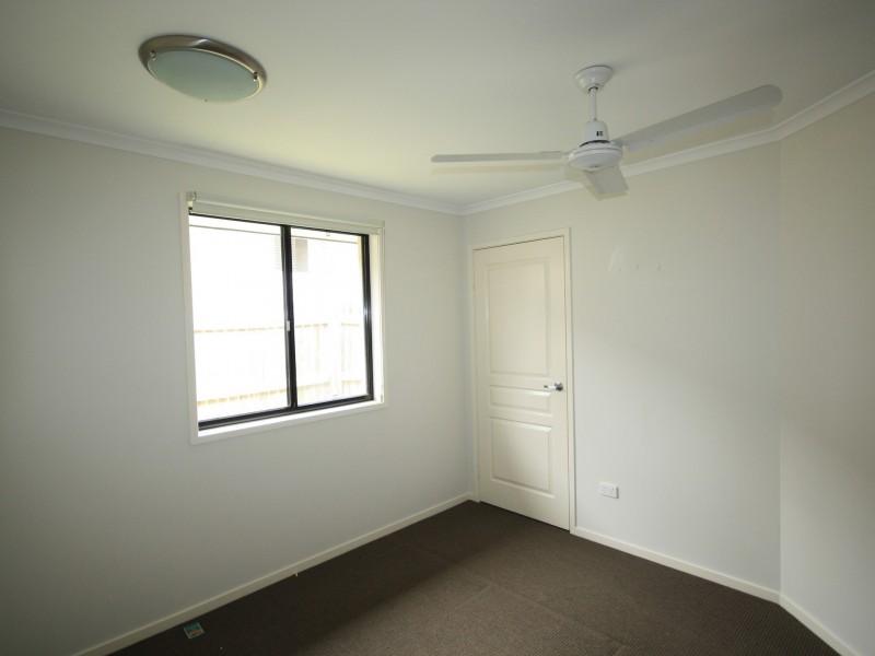 6 Bottlebrush Drive, Kirkwood QLD 4680