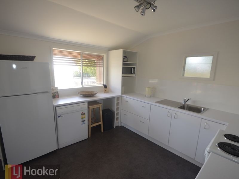 13 Friend Street, Barney Point QLD 4680