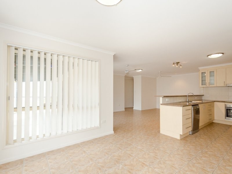 19 Sharyn Drive, New Auckland QLD 4680