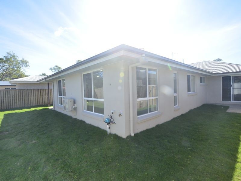 15 Sea Prince Circuit, Clinton QLD 4680