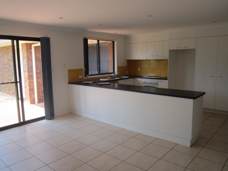 175 J HICKEY AVE, Clinton QLD 4680