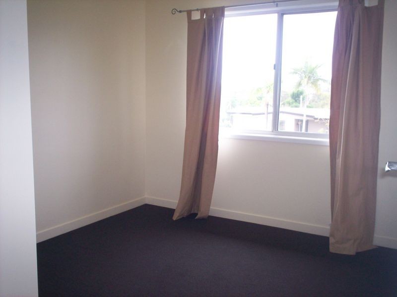 Unit 1/6 Force Street, West Gladstone QLD 4680