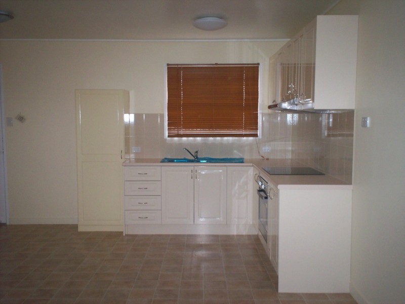 Unit 1/6 Force Street, West Gladstone QLD 4680