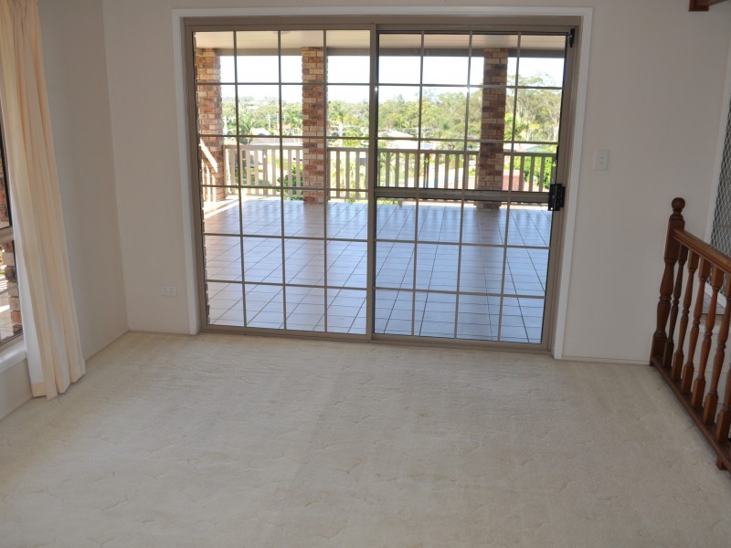 8 Mercedes Street, Clinton QLD 4680