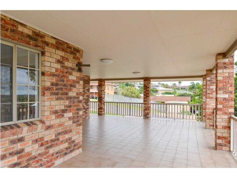 8 Mercedes Street, Clinton QLD 4680