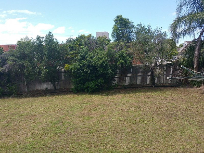 6 Central Lane, Gladstone QLD 4680