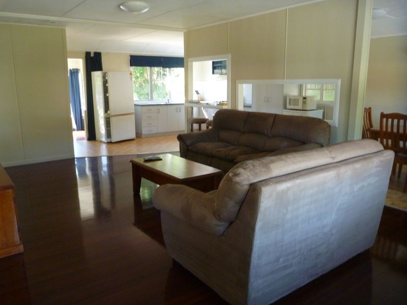 6 Central Lane, Gladstone QLD 4680