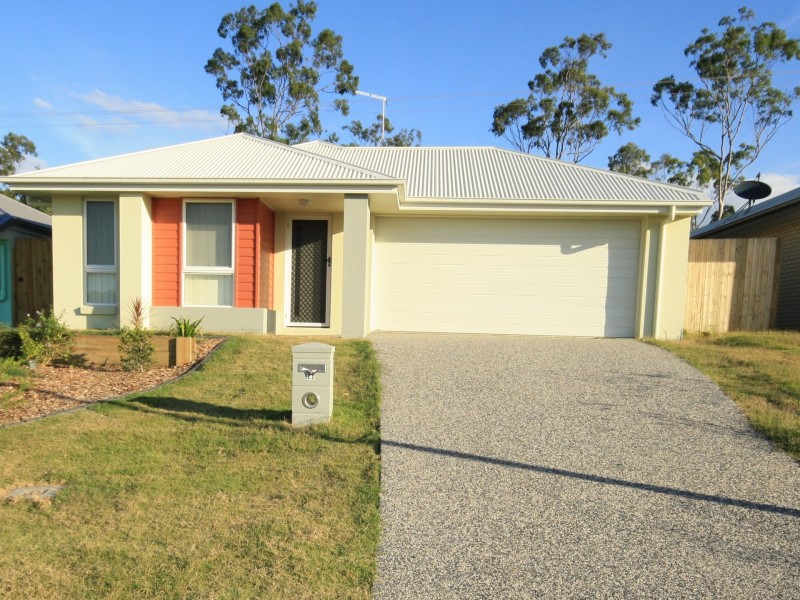 22 Bufflehead Road, Kirkwood QLD 4680