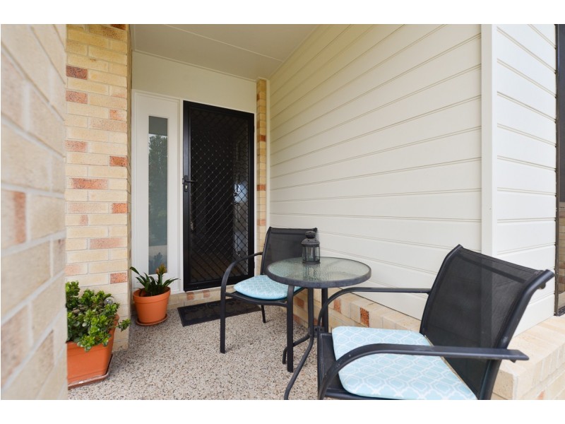 12 Sturt Court, Glen Eden QLD 4680