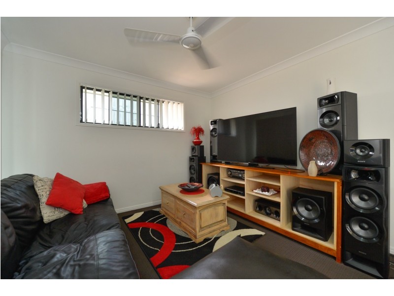 12 Sturt Court, Glen Eden QLD 4680