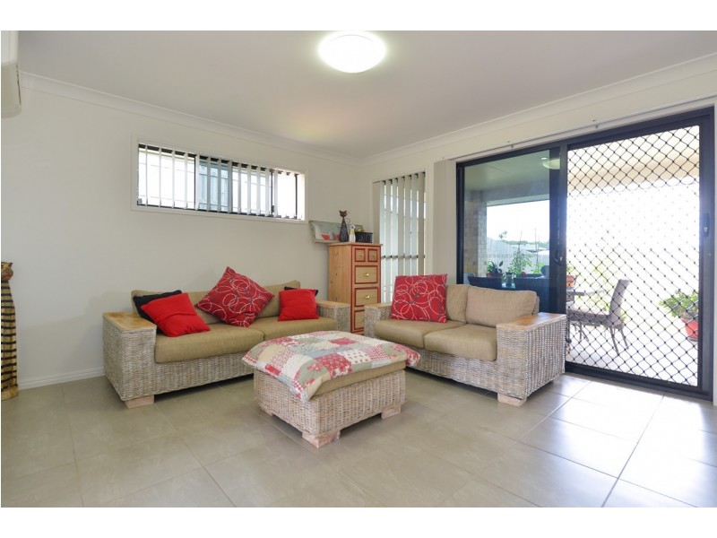 12 Sturt Court, Glen Eden QLD 4680