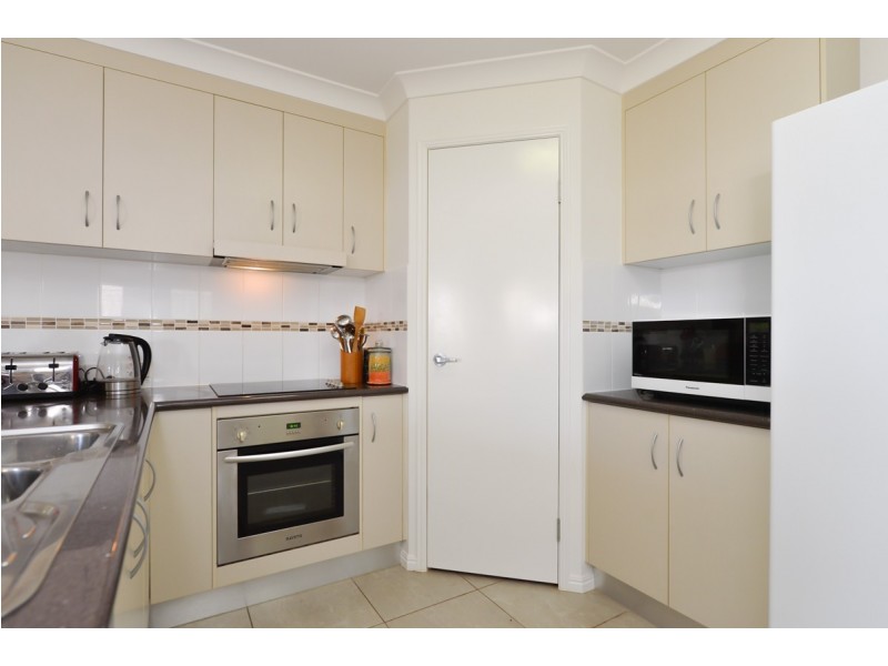 12 Sturt Court, Glen Eden QLD 4680