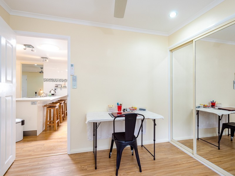 4 Michel Place, Telina QLD 4680