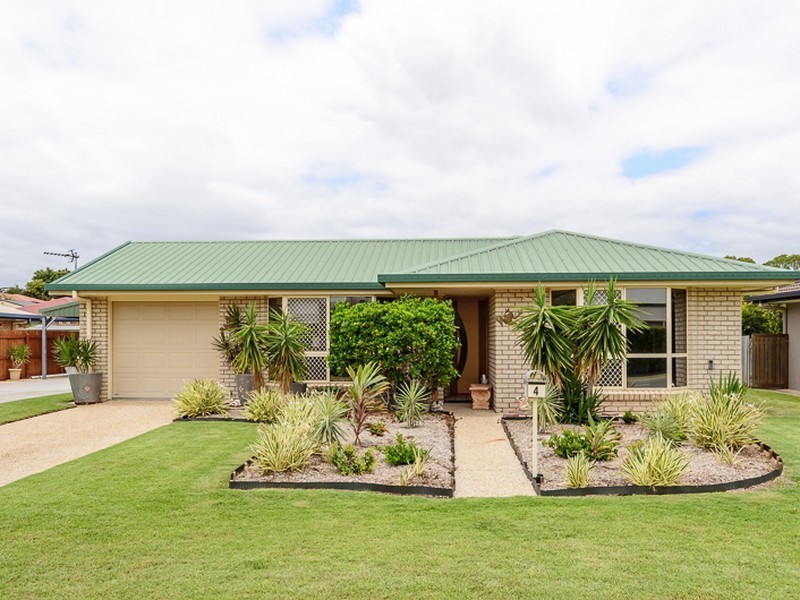 4 Michel Place, Telina QLD 4680