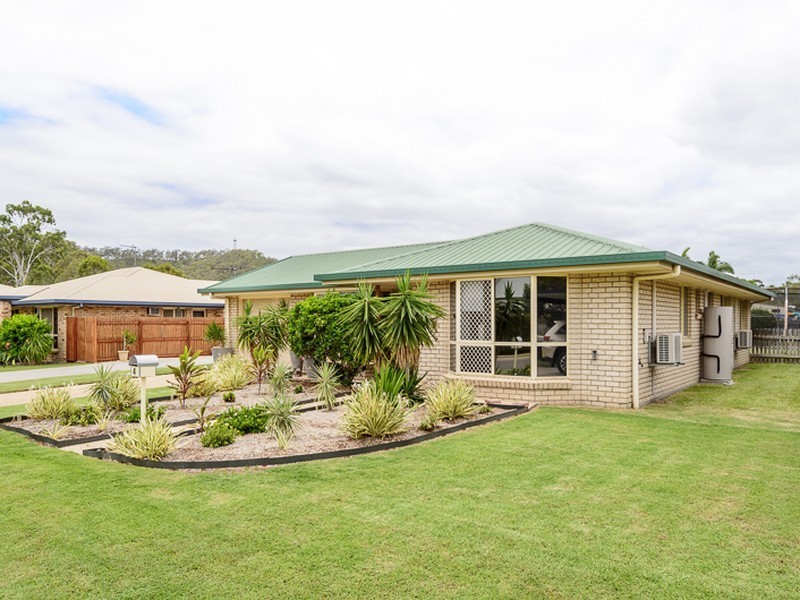 4 Michel Place, Telina QLD 4680