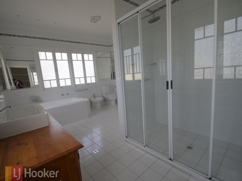 9A Pier Street, South Gladstone QLD 4680