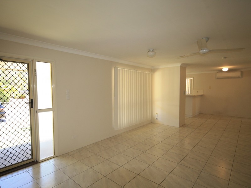 15 Hamilton Drive, Clinton QLD 4680