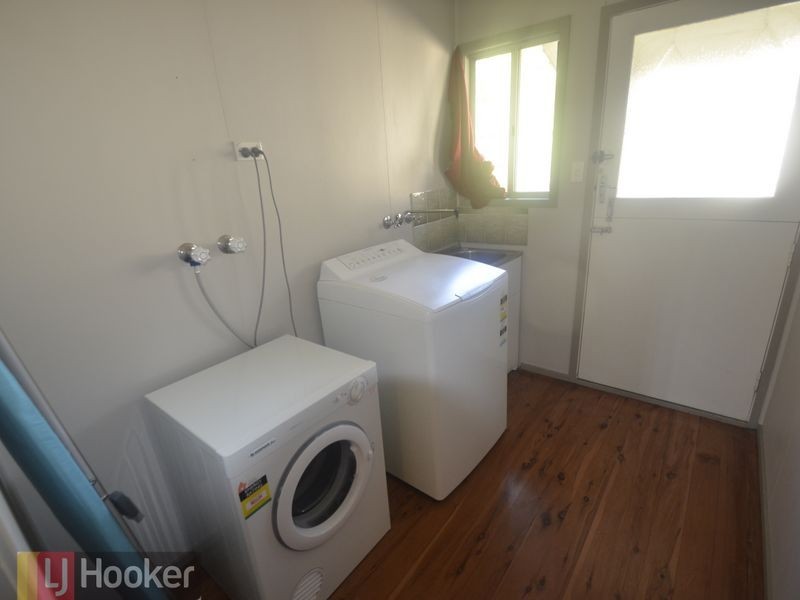 14 Squire Street, Toolooa QLD 4680