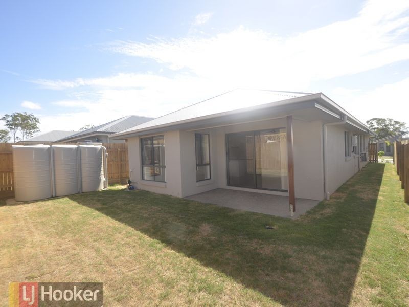 14 Seagull Boulevard, Kirkwood QLD 4680