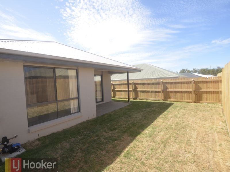 14 Seagull Boulevard, Kirkwood QLD 4680