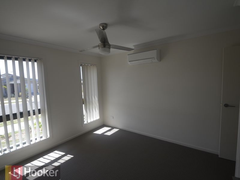 14 Seagull Boulevard, Kirkwood QLD 4680