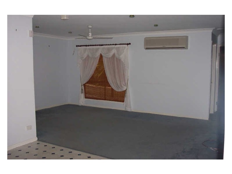 9 MONTROSE PLACE, Gladstone QLD 4680