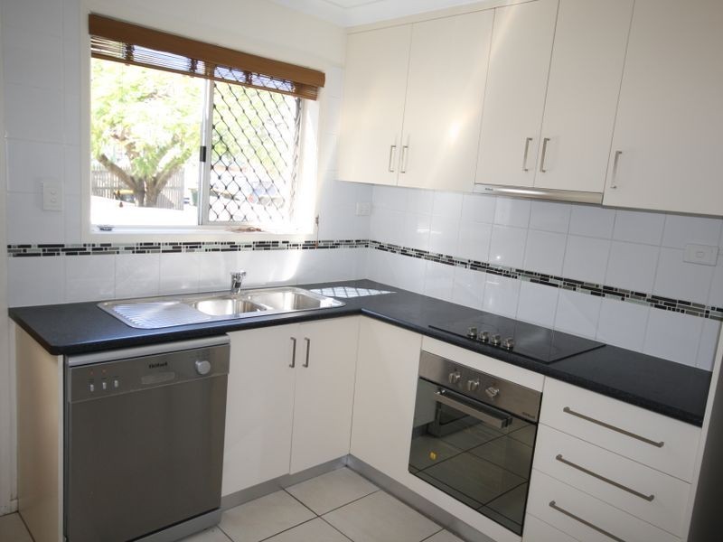 Unit 5/20 Short Street, South Gladstone QLD 4680