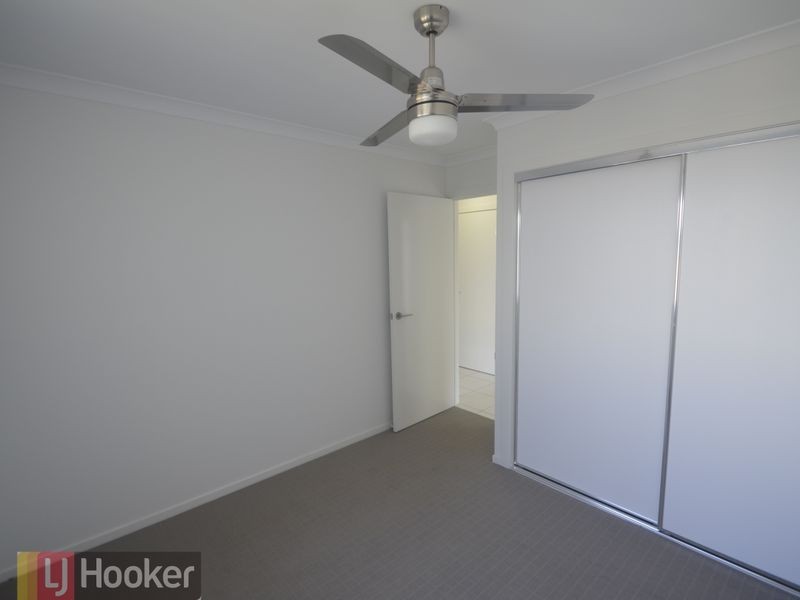 12 Seagull Boulevard, Kirkwood QLD 4680