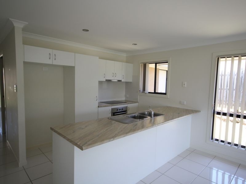 40 Victoria Avenue, Glen Eden QLD 4680