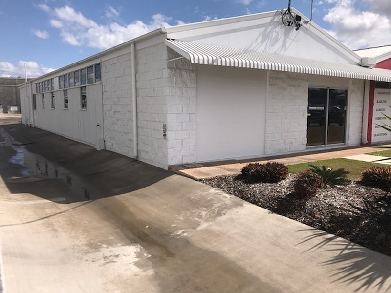 4 Crow Street, Gladstone QLD 4680